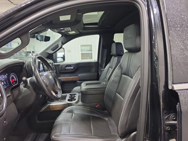2021 Chevrolet Silverado 1500 Crew Cab Standard Box 4-Wheel Drive High Country
