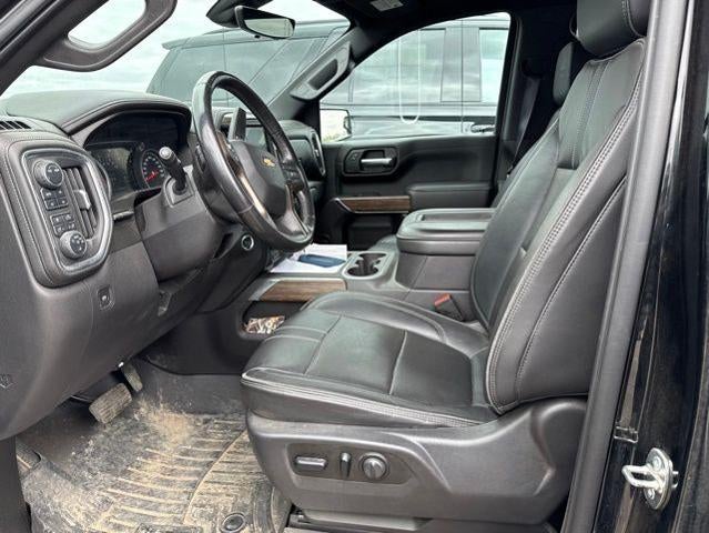Used 2021 Chevrolet Silverado 1500 High Country with VIN 3GCUYHEL4MG121921 for sale in Glenwood, Minnesota