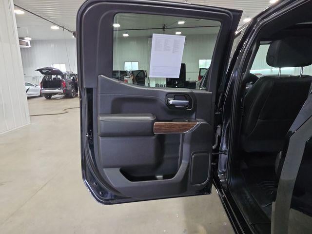 2021 Chevrolet Silverado 1500 Crew Cab Standard Box 4-Wheel Drive High Country