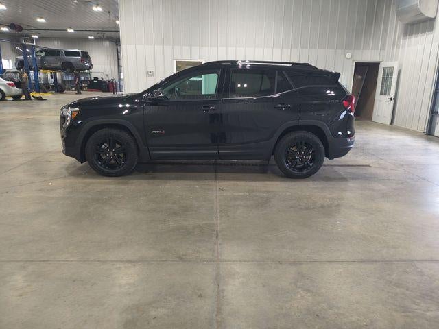 2024 GMC Terrain AWD 4dr AT4