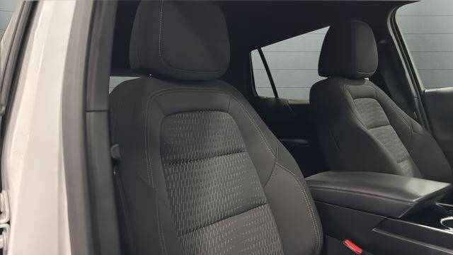 2025 Chevrolet Equinox Base