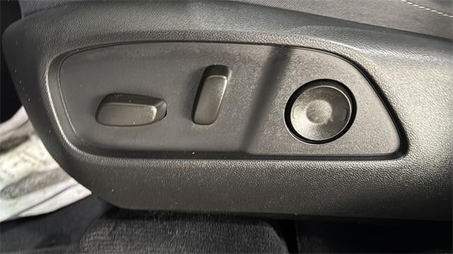 2025 Chevrolet Equinox Base