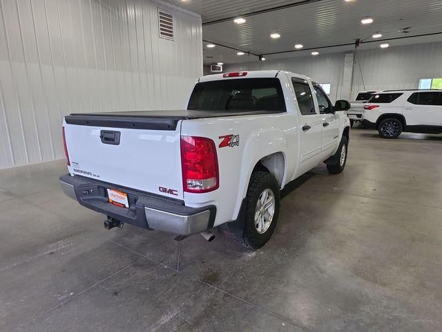 2013 GMC Sierra 1500 Crew Cab Short Box 4-Wheel Drive SLE