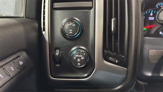 2018 GMC Sierra 1500 Crew Cab Short Box 4-Wheel Drive SLT