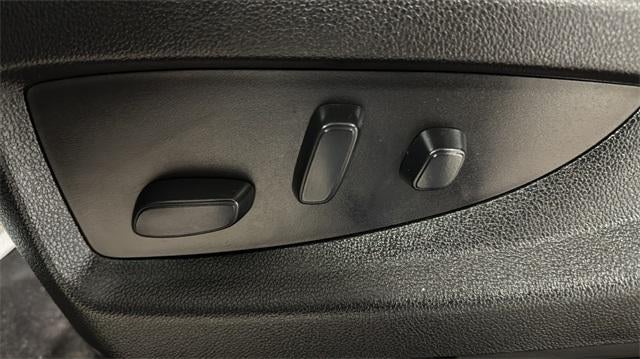 2018 GMC Sierra 1500 Crew Cab Short Box 4-Wheel Drive SLT