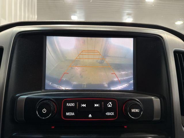 2016 GMC Sierra 1500 Crew Cab Short Box 4-Wheel Drive SLT