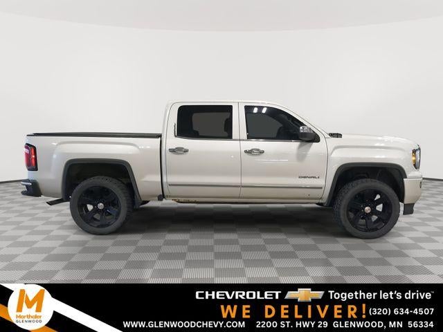 2016 GMC Sierra 4WD Crew Cab Short Box's photo