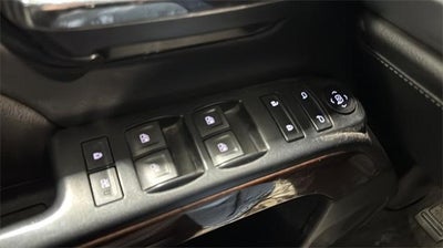 2015 GMC Sierra 1500 Crew Cab Short Box 4-Wheel Drive SLE