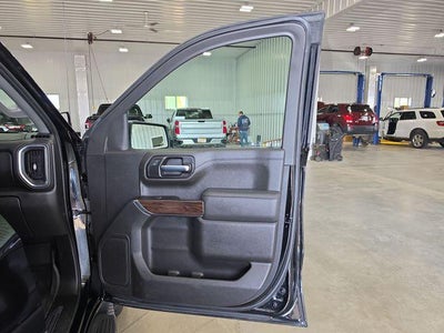 2022 GMC Sierra 1500 Limited Crew Cab Short Box 4-Wheel Drive SLT