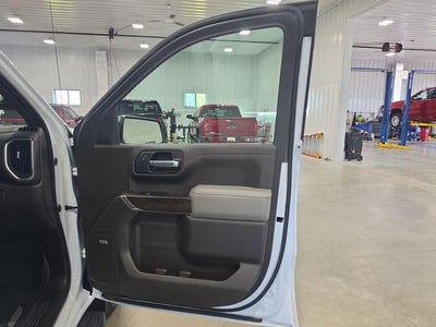 2022 GMC Sierra 1500 Limited Crew Cab Standard Box 4-Wheel Drive SLT