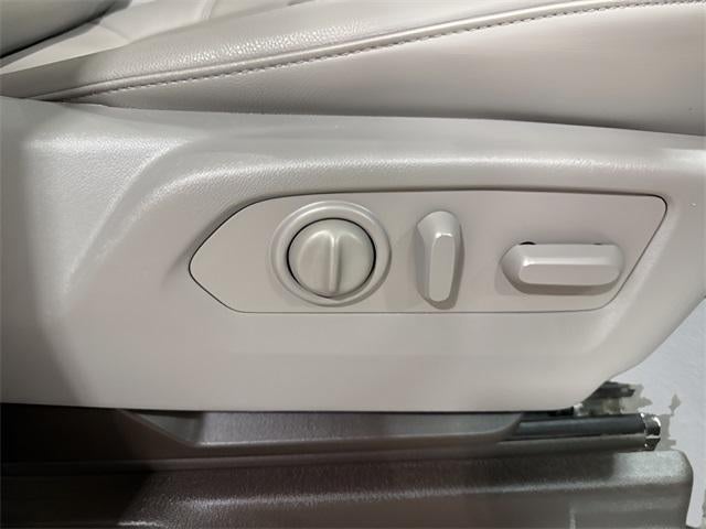 2021 GMC Sierra 1500 Crew Cab Short Box 4-Wheel Drive SLT