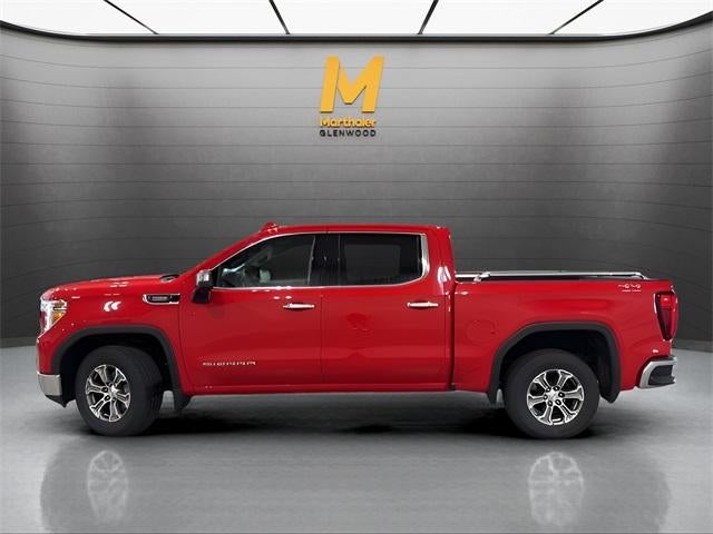 2021 GMC Sierra 1500 Crew Cab Short Box 4-Wheel Drive SLT