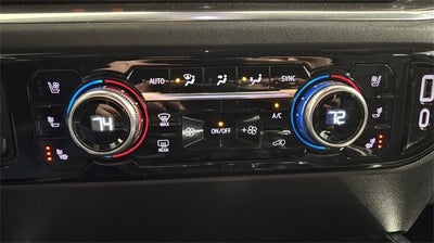 2022 GMC Sierra 1500 Crew Cab Short Box 4-Wheel Drive SLT