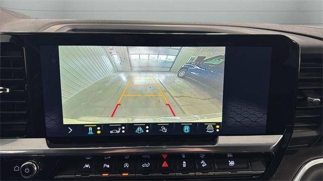 2022 GMC Sierra 1500 Crew Cab Short Box 4-Wheel Drive SLT