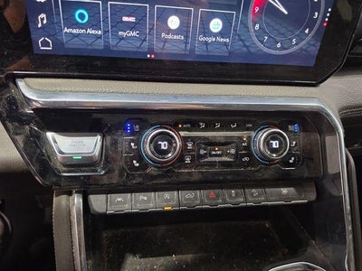 2023 GMC Sierra 1500 Crew Cab Short Box 4-Wheel Drive Denali