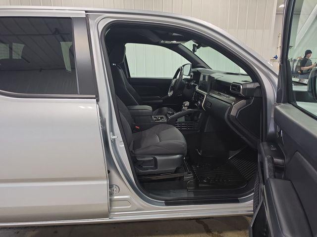 2024 Toyota Tacoma 4WD 4WD SR5 Double Cab 5' Bed AT (GS)