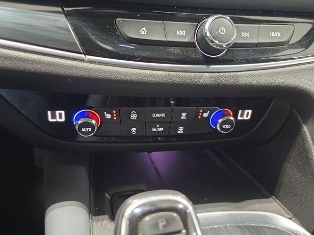 2020 Buick Enclave Essence AWD