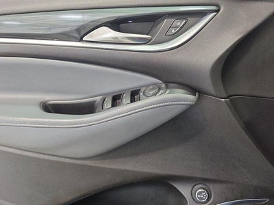 2020 Buick Enclave Essence AWD