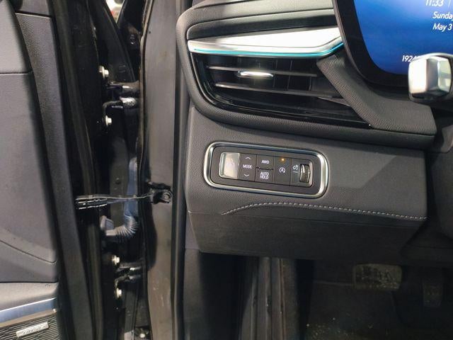 2025 Buick Enclave Base