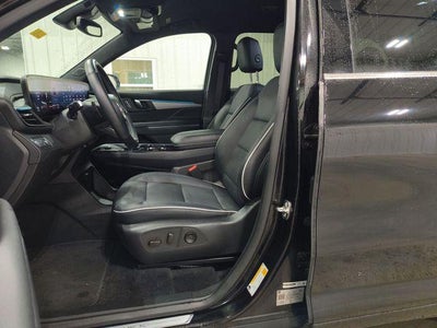 2025 Buick Enclave Base