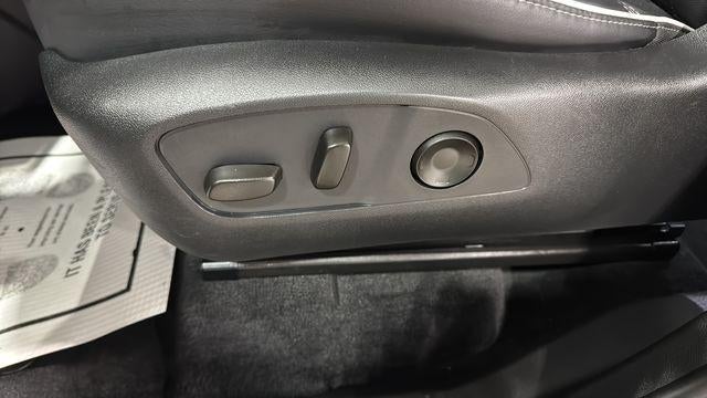 2025 Buick Enclave 4dr Sport Touring