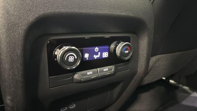 2025 Buick Enclave 4dr Sport Touring