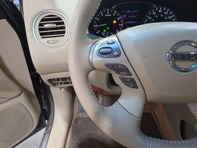 2015 Nissan Pathfinder 4WD 4dr SL