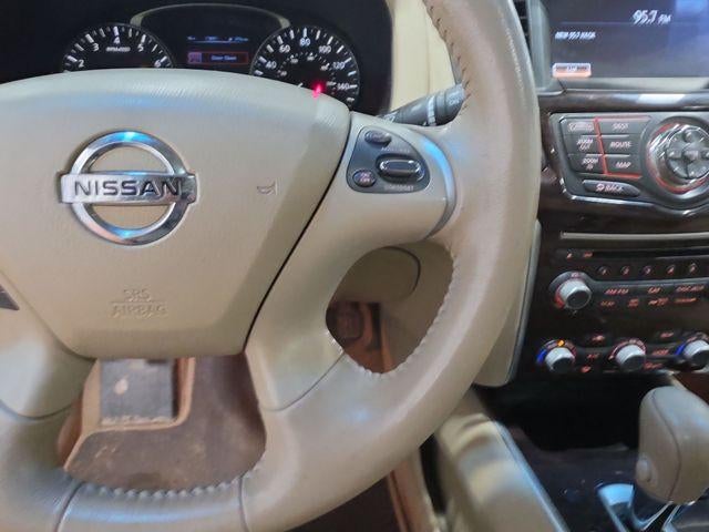 2015 Nissan Pathfinder 4WD 4dr SL