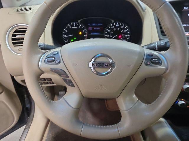 2015 Nissan Pathfinder 4WD 4dr SL