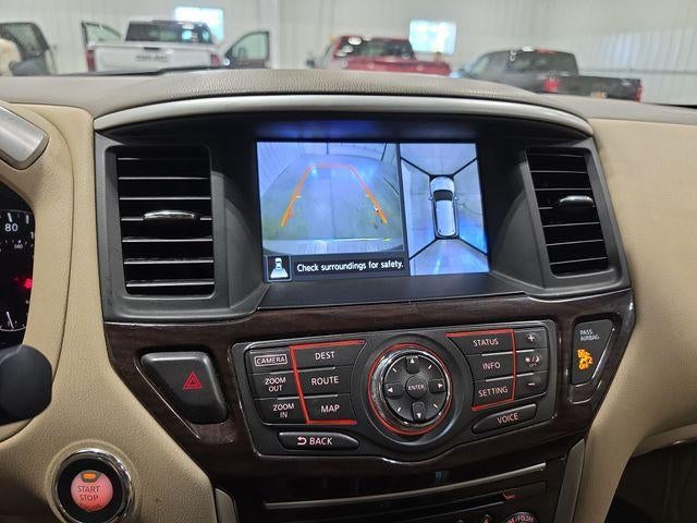 2015 Nissan Pathfinder 4WD 4dr SL