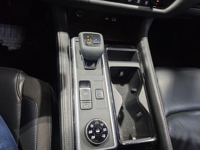 2022 Nissan Pathfinder SL 4WD