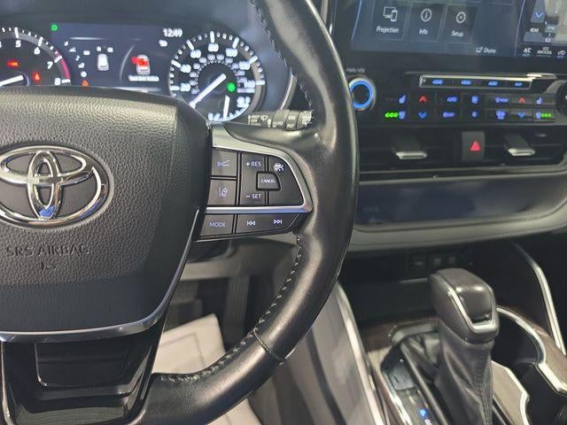 2020 Toyota Highlander Platinum AWD (Natl)