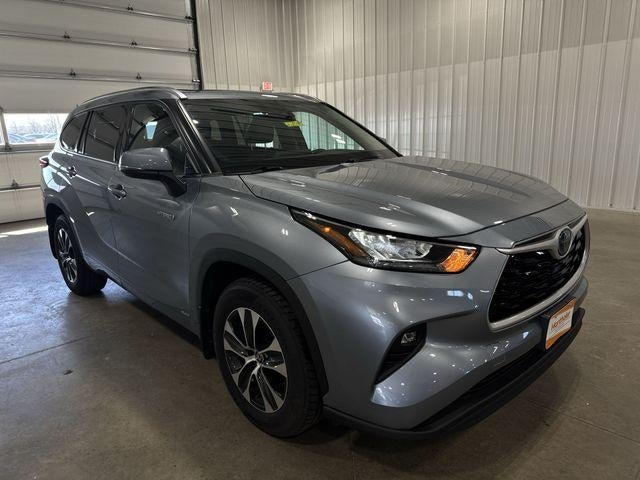 2020 Toyota Highlander Hybrid XLE AWD (Natl)