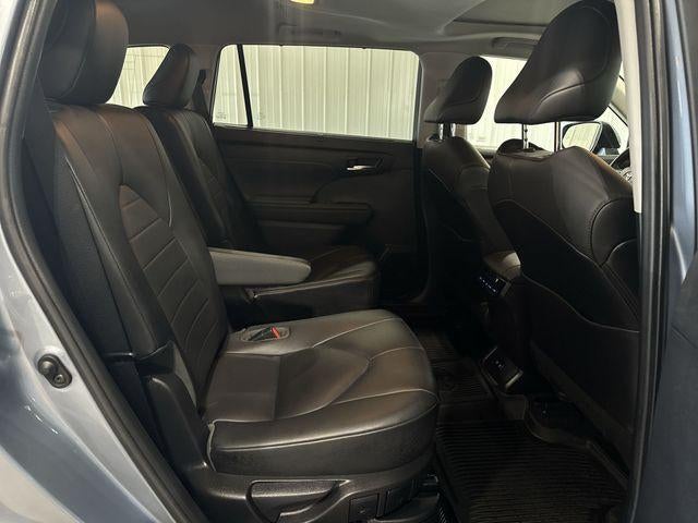 2020 Toyota Highlander Hybrid XLE AWD (Natl)