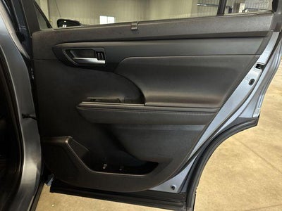 2020 Toyota Highlander Hybrid XLE AWD (Natl)