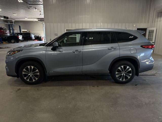 2020 Toyota Highlander Hybrid XLE AWD (Natl)