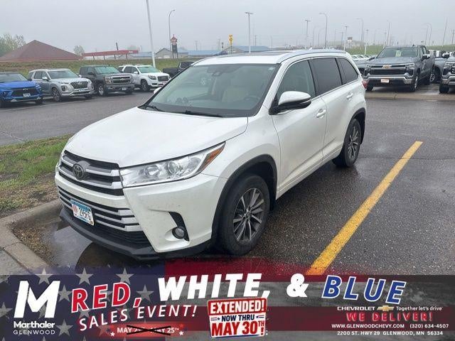 2017 Toyota Highlander XLE V6 AWD (Natl)