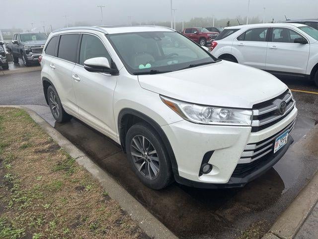 2017 Toyota Highlander XLE V6 AWD (Natl)