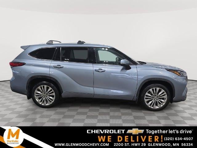 2023 Toyota Highlander Platinum