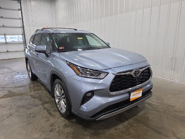 Used 2023 Toyota Highlander Platinum with VIN 5TDKDRBH6PS522689 for sale in Glenwood, Minnesota