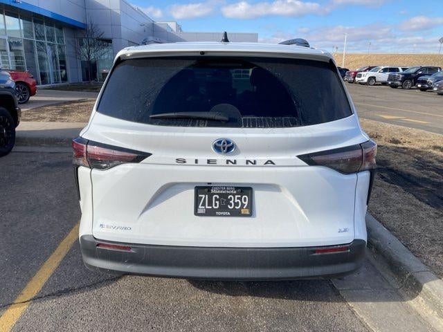 2025 Toyota Sienna LE AWD 8-Passenger (Natl)