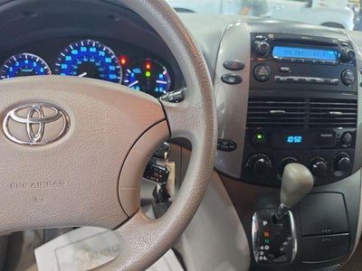 2007 Toyota Sienna 5dr 7-Passenger Van CE FWD (Natl)