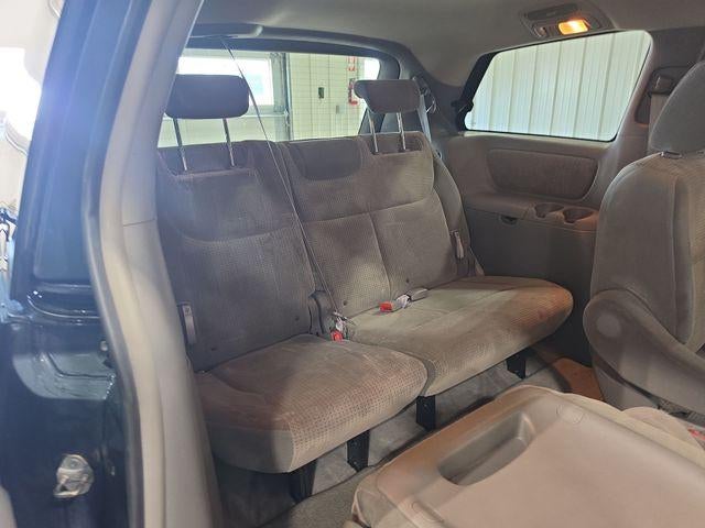 2007 Toyota Sienna 5dr 7-Passenger Van CE FWD (Natl)