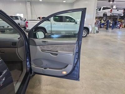 2007 Toyota Sienna 5dr 7-Passenger Van CE FWD (Natl)