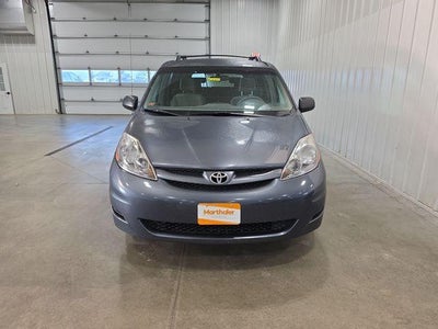 2007 Toyota Sienna 5dr 7-Passenger Van LE FWD (Natl)