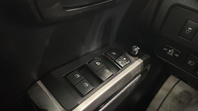 2021 Toyota Tacoma 4WD 4WD SR Double Cab 5' Bed V6 AT (GS)