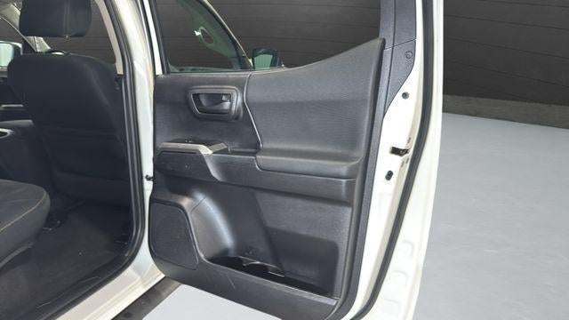 2021 Toyota Tacoma 4WD 4WD SR Double Cab 5' Bed V6 AT (GS)