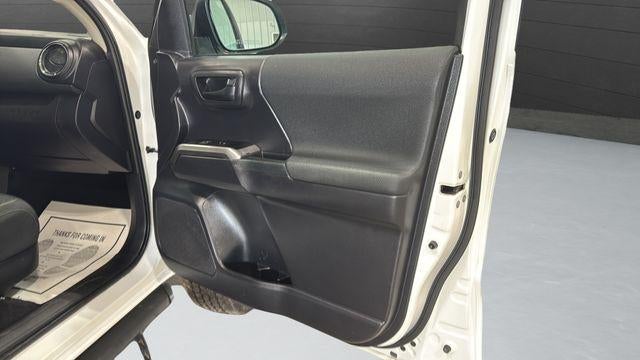 2021 Toyota Tacoma 4WD 4WD SR Double Cab 5' Bed V6 AT (GS)