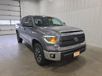 2015 Toyota Tundra 4WD Truck 4WD CrewMax Short Bed 5.7L FFV SR5 (SE)