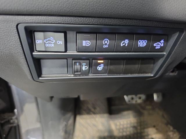 2023 Toyota Tundra 4WD 4WD Limited CrewMax 5.5' Bed (Natl)